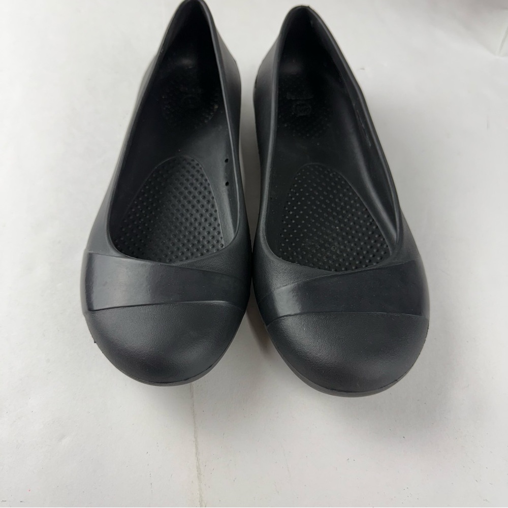 Crocs Womens 7 Black Gianna Ballet Flat Slip On Comfort Shoe - Picture 4 of 6